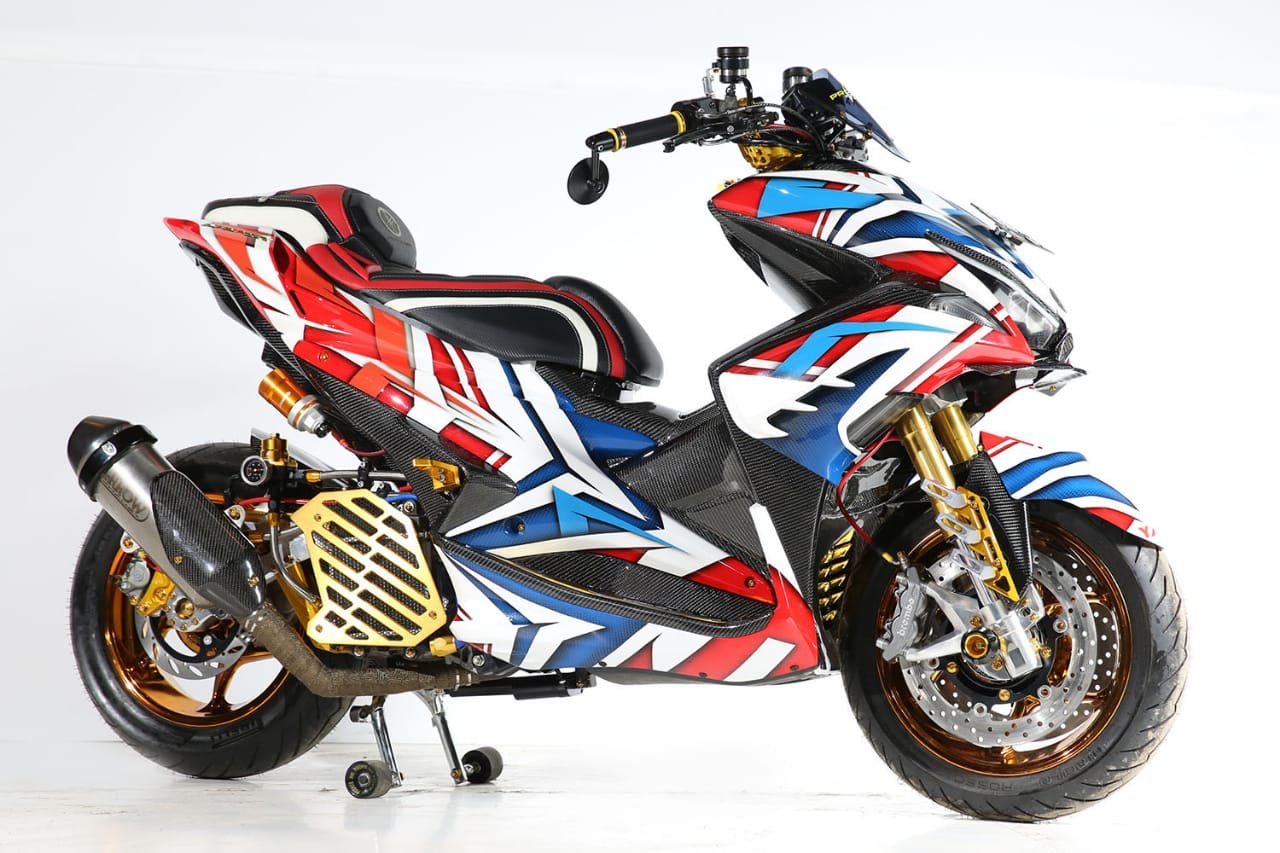 CustoMAXI Bali 2022 Ini Pemenang Modifikasi NMax Aerox  